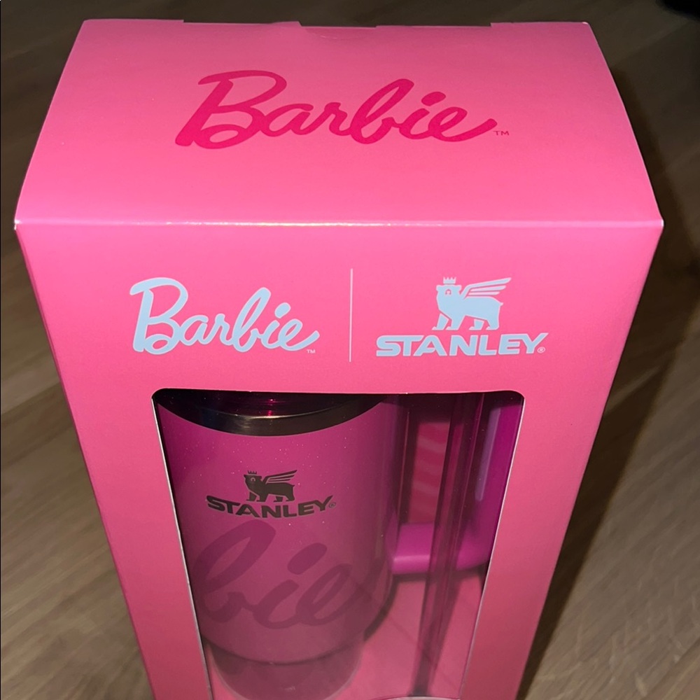 Barbie X Stanley  Pink Quencher H2.0 Tumbler 40oz